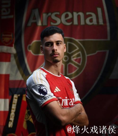 巴西前锋创历史！马丁内利成阿森纳欧冠第一人