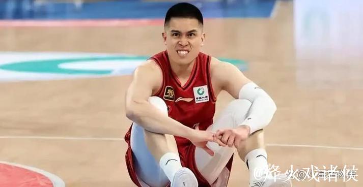 陈盈骏15+6+6广州逆转青岛 鲍威尔空砍三双 陈盈骏15+6+6广州逆转青岛 鲍威尔空砍三双