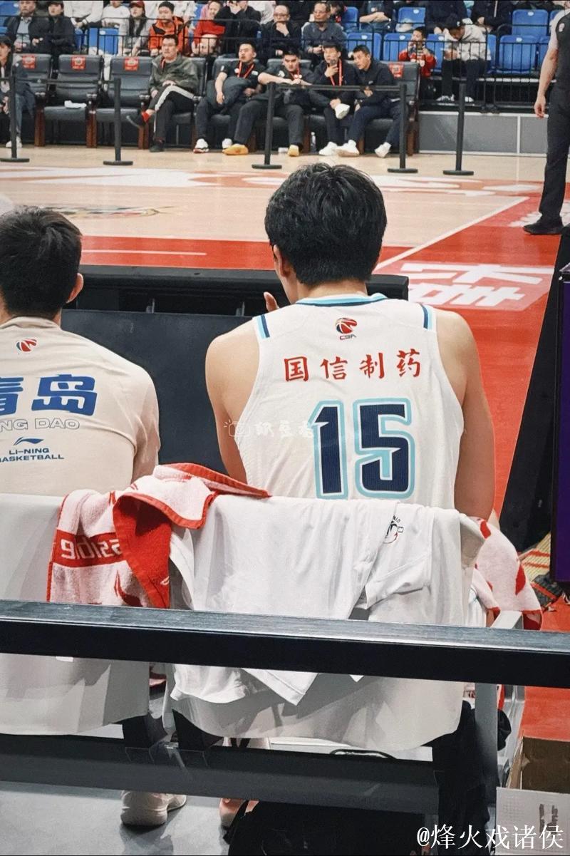 杨瀚森22+11青岛胜辽宁 王哲林13分上海胜江苏 杨瀚森22+11青岛胜辽宁 王哲林13分上海胜江苏